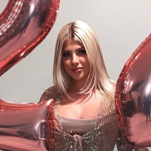 Meet your Posher, Nicole